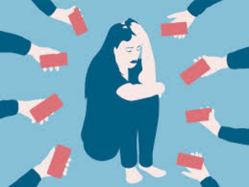 Surgimento de crises coletivas em redes sociais